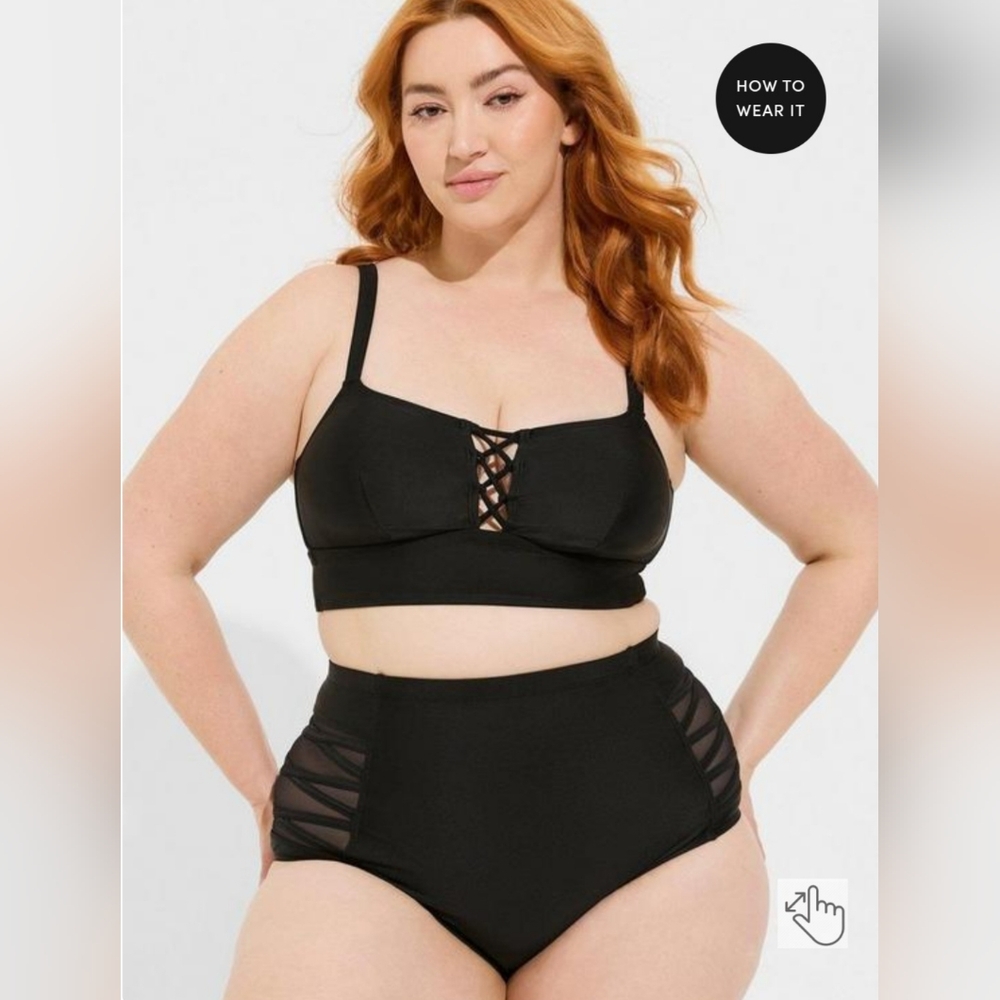 Torrid Wireless Strappy Lace Up Bikini Top 4x